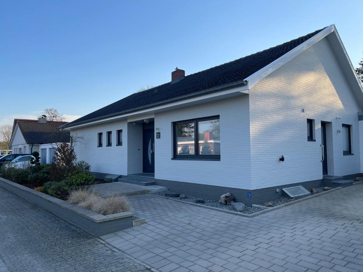 Ferien Bungalow Ennens Rhauderfehn Екстер'єр фото