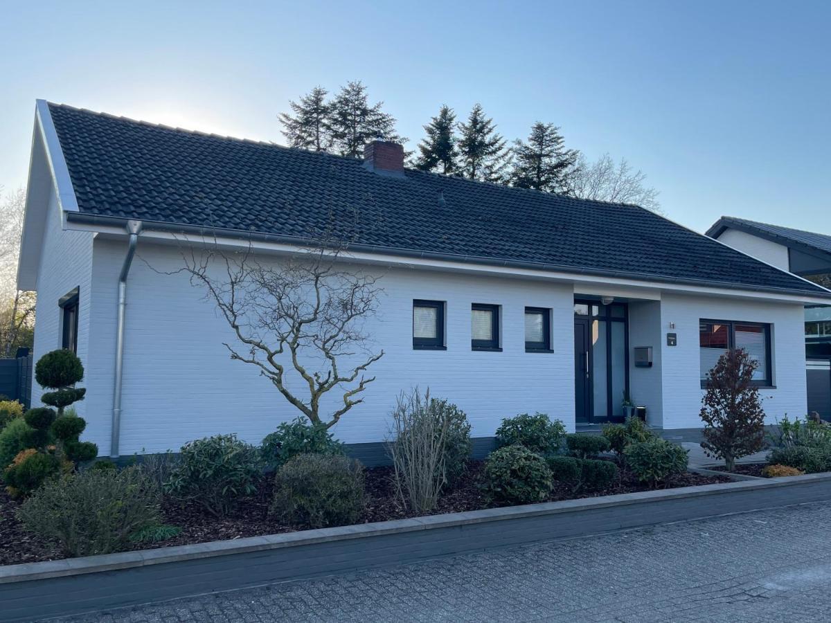 Ferien Bungalow Ennens Rhauderfehn Екстер'єр фото